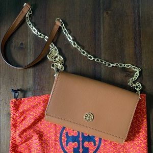 Tory Burch Robinson Chain Wallet